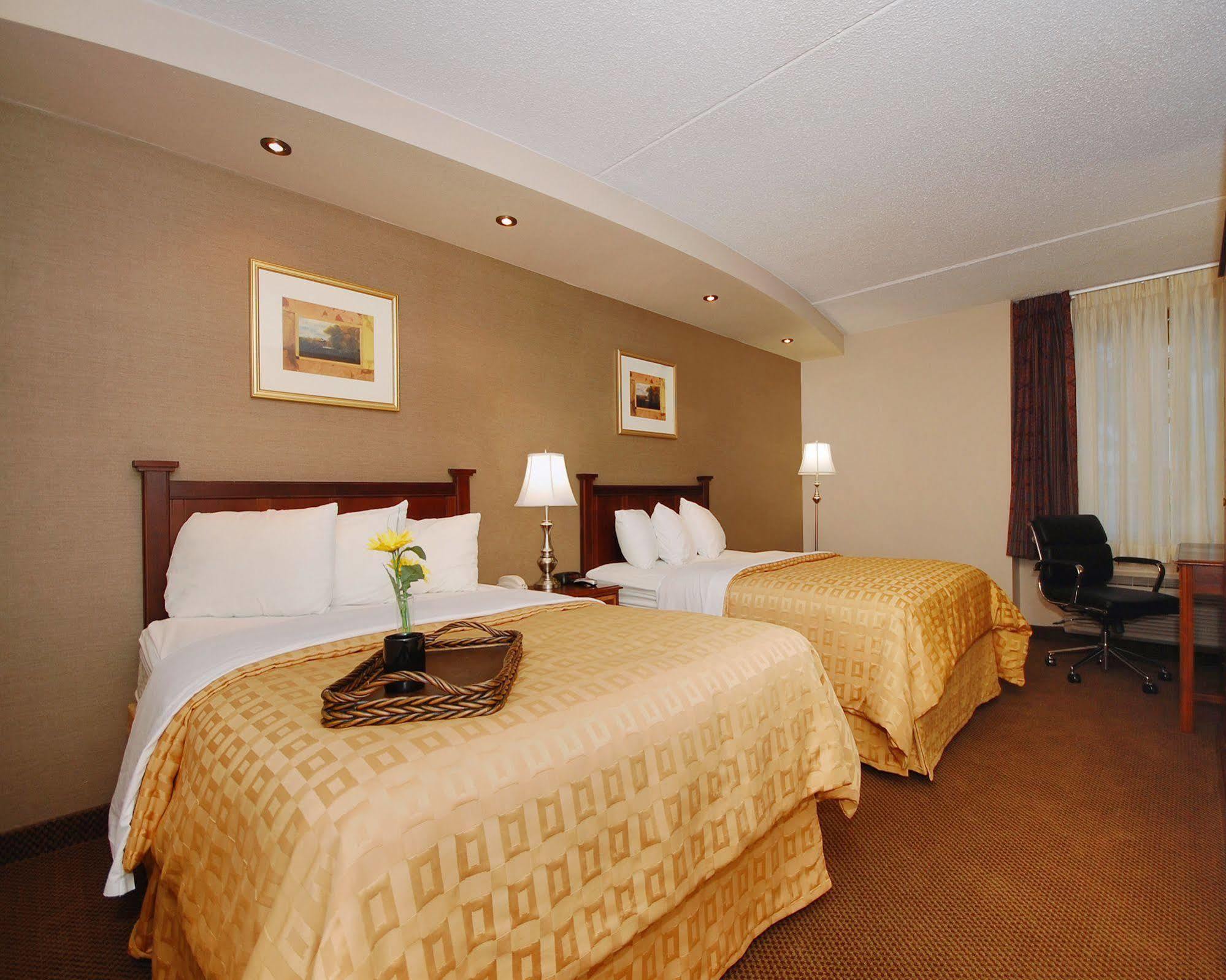 Plaza Inn & Suites Hagerstown Szoba fotó