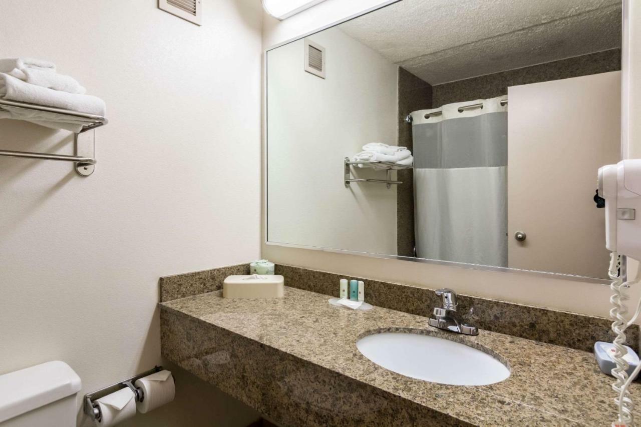 Plaza Inn & Suites Hagerstown Kültér fotó